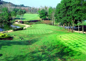 Blue Canyon Lakes Course scenery and glasses color in Phuket